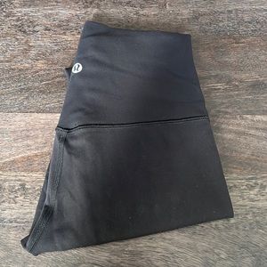 Lululemon Aligns - 25”